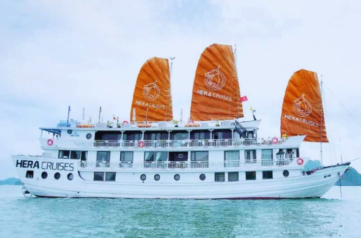 Hera Grand Luxury Cruise Junk Halong Bay